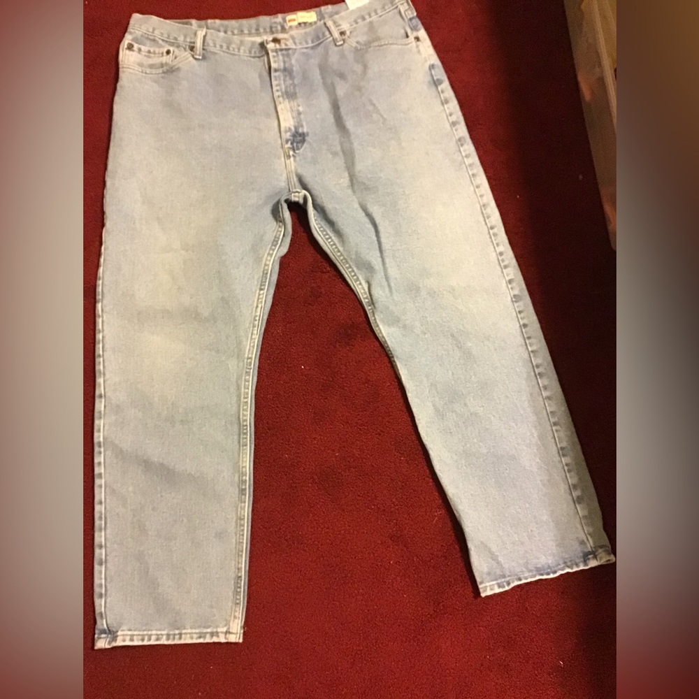 WRANGLER MENS SZ 42x30 LIGHT WASH JEANS GUC REGULAR FIT STRAIGHT LEG